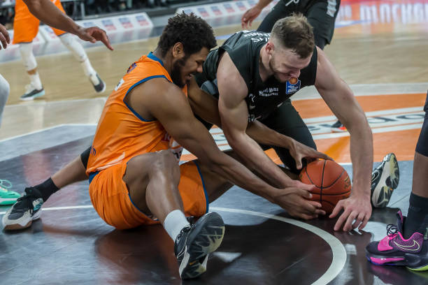 也为他赢得 也为他赢得