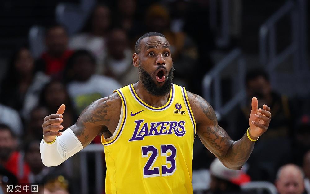 场上打球 场上打球