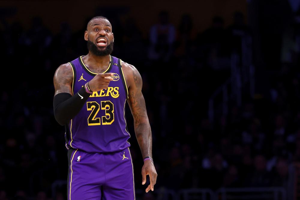 众起立鼓掌 众起立鼓掌