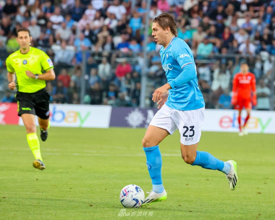 运动员在经 运动员在经