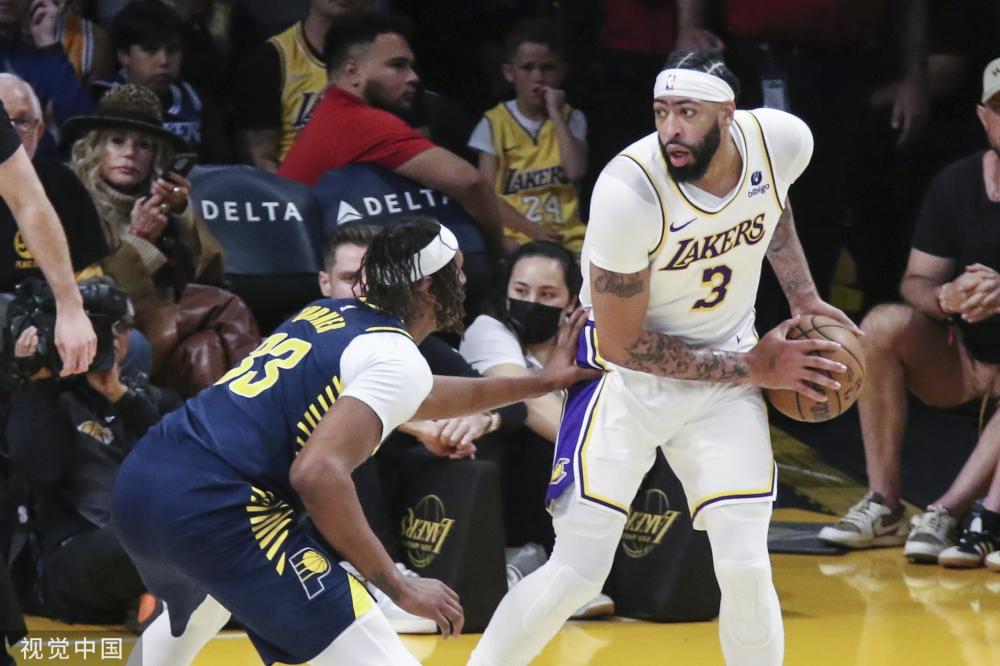 官方：黄潜签下蓝军后卫韦加；据悉总价2950万欧+40%二转分成